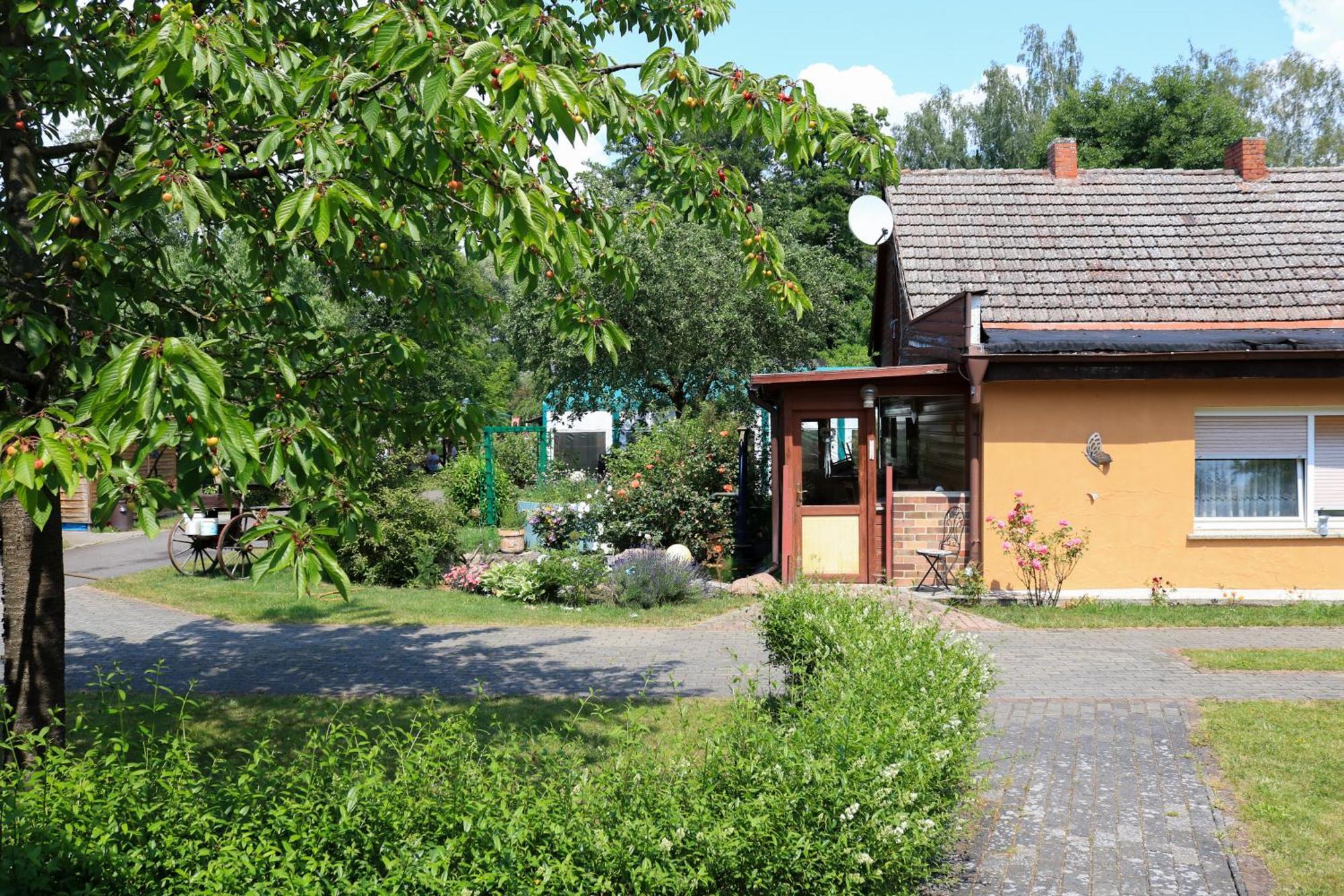 Gasthaus & Pension Am Kurfuerstendamm Burg  Exterior foto