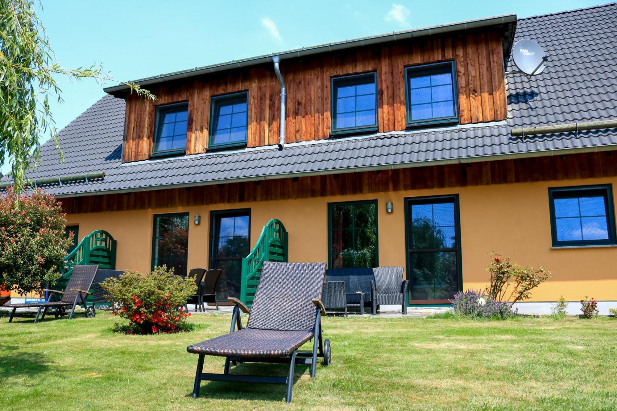 Gasthaus & Pension Am Kurfuerstendamm Burg  Exterior foto